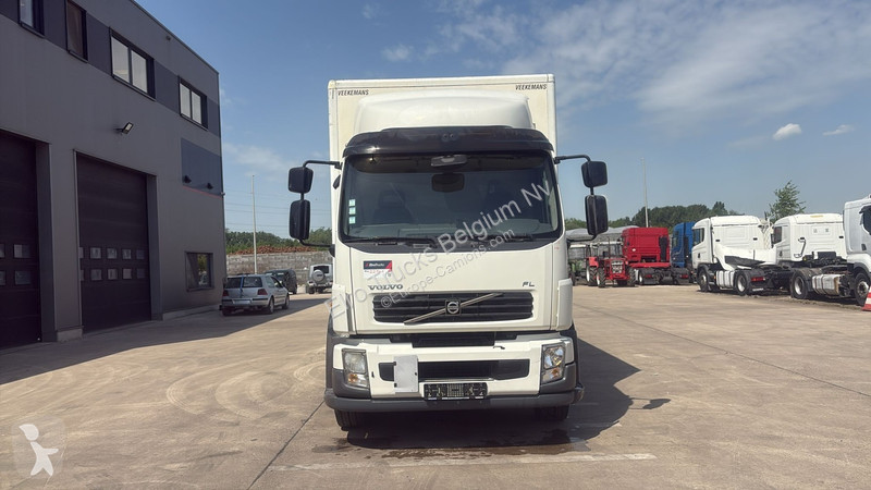 Camion Volvo FL 260 (LIFT 2000 KG / PERFECT...