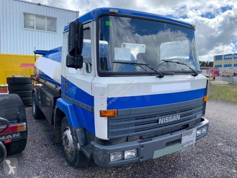 Camion Nissan 125