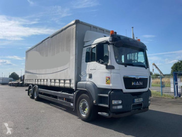 Camion Teloni scorrevoli (centinato) MAN