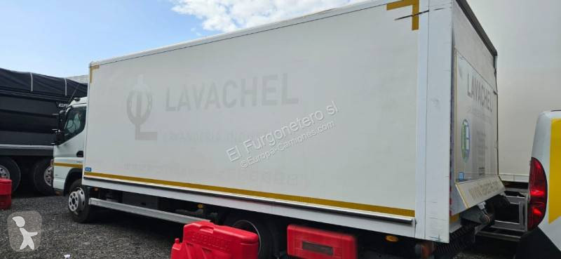 Camion Mitsubishi Fuso