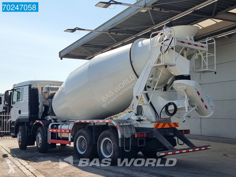 Camion Sitrak G5 350 8X4 8m3 Liebherr Mixer...