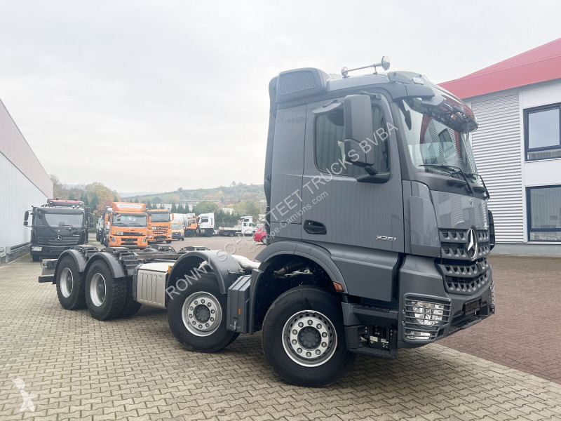 Camion Mercedes Arocs 3251 L 8x4/4 Arocs 3251 L...