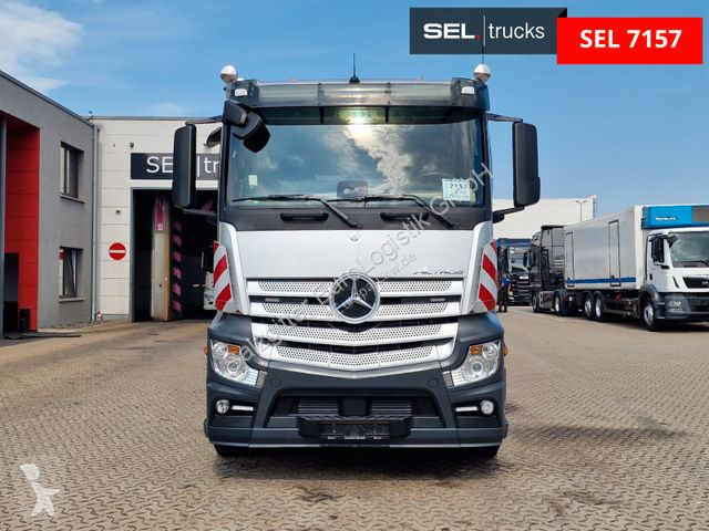 Kamion Mercedes 2545 /für Tierkadaver / mit Waage
