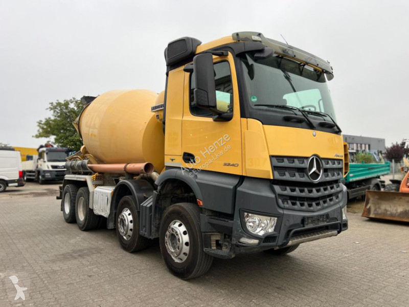 Kamion Mercedes Arocs 3240 B 8x4 Betonmischer...
