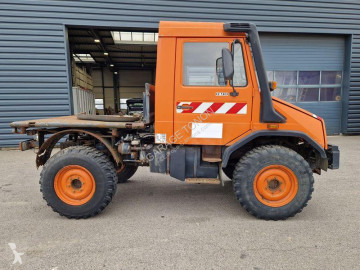 Camion plateau Mercedes
