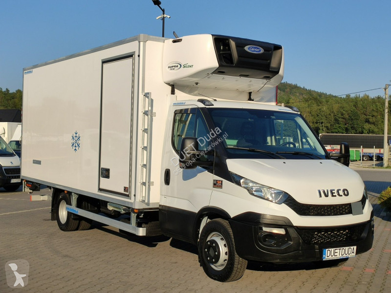 Camion Iveco 70C17 Mroźnia Ściana Grodziowa...