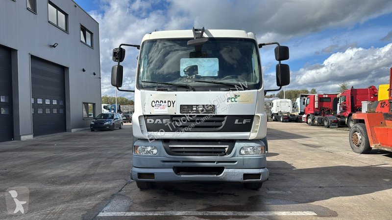 Camion DAF 250 (MANUAL GEARBOX / BOITE MANUELLE)