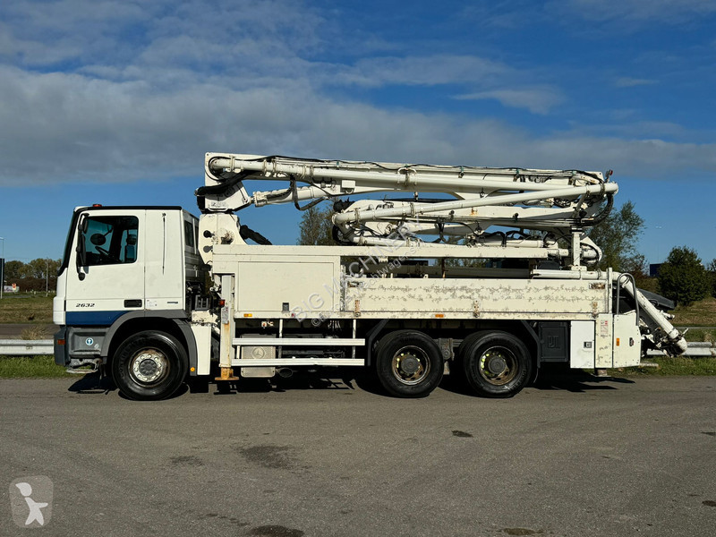Camion Mercedes 2632 6x4 with Putzmeister BSF...