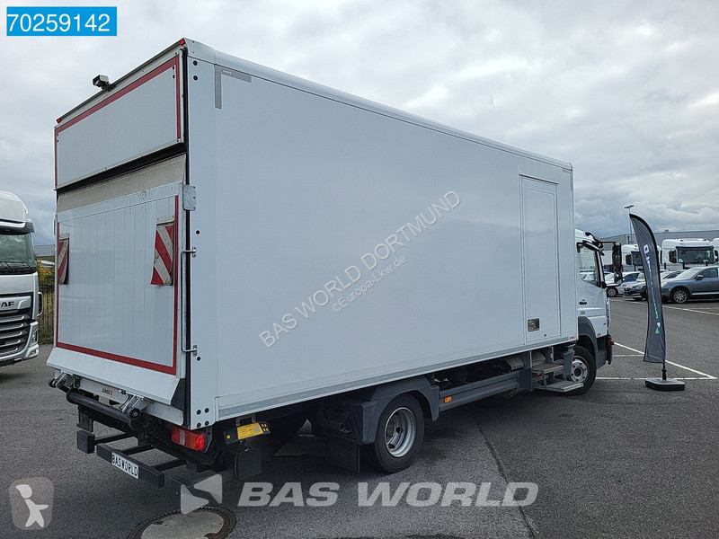 Camion Mercedes 816 4X2 7.49t Thermoking B-100...