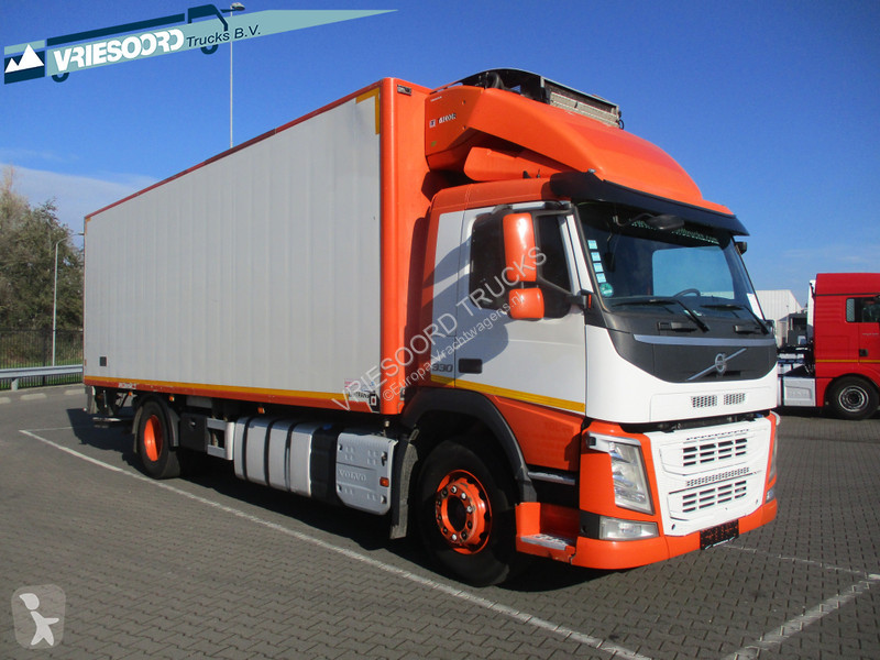 Camion Volvo -330 With meatrails