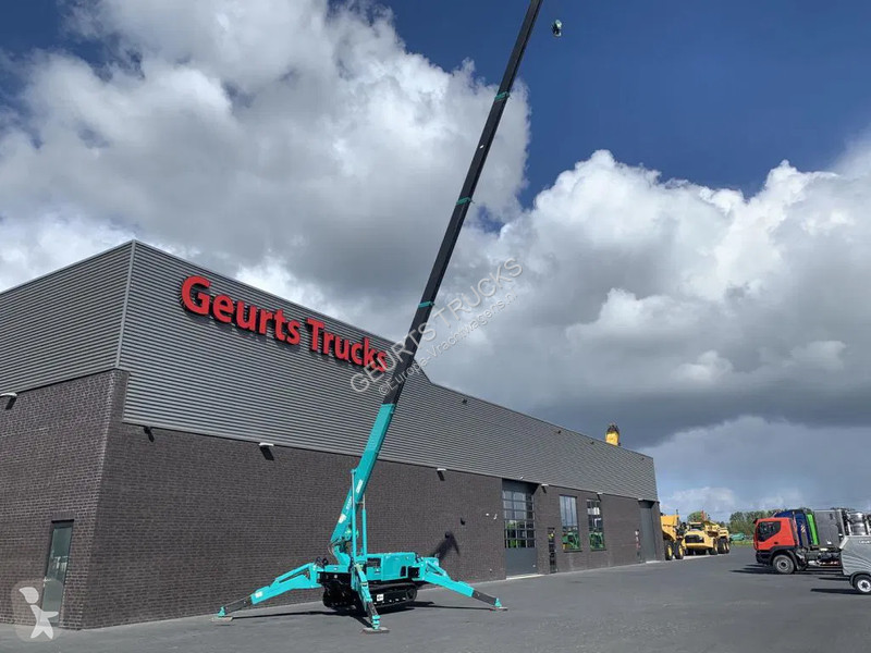 Kraan CRAWLER CRANE/KRAN/MONTAGEKRAN CRAWLER...