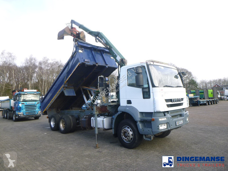 Kamion Iveco AD260T33 6X4 RHD tipper + HMF crane