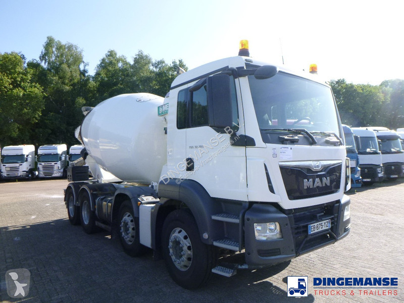 Lastbil MAN 32.360 8X4 Euro 6 Imer concrete...