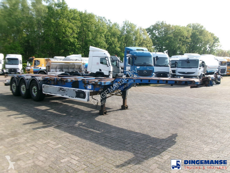Vrachtwagen Krone 3-axle container trailer...