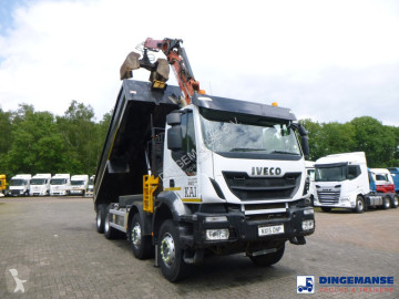 Camion grue Iveco