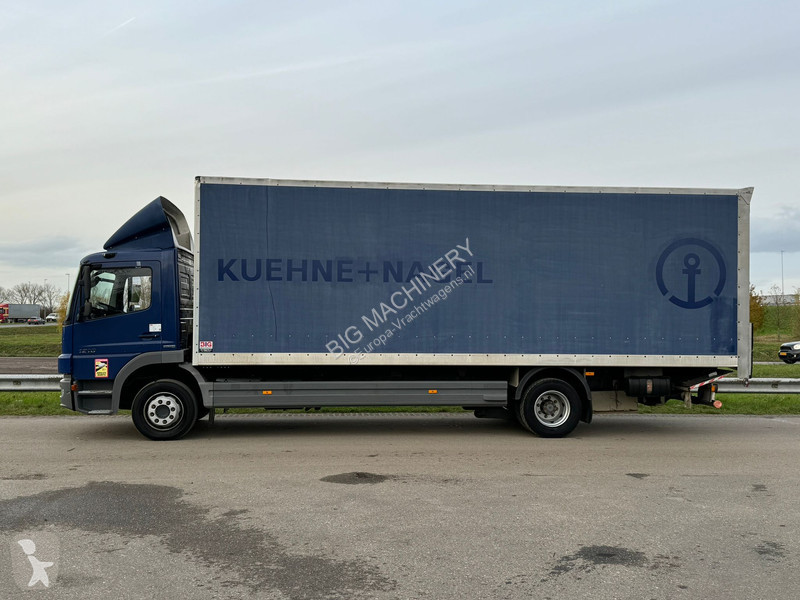 Kamion Mercedes 4x2 Cargo Truck EURO5