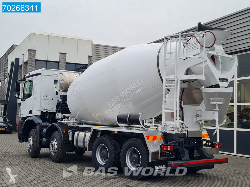 Camion Mercedes 4142 8X4 NEW Remmel mixer 10m3...