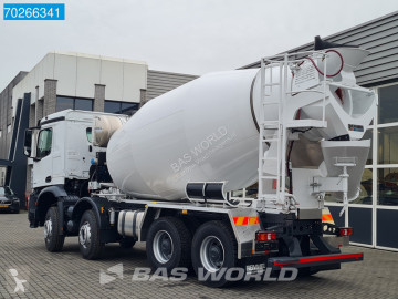 Camion béton toupie / Malaxeur Mercedes neuf