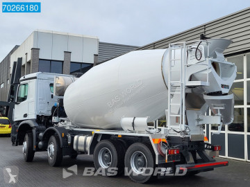 Camion béton toupie / Malaxeur Mercedes neuf