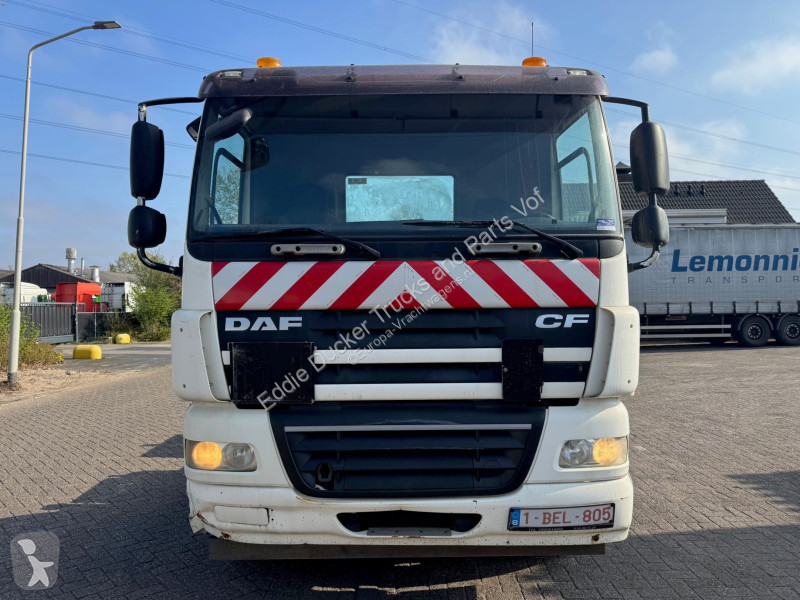 Camión DAF 85CF 360 6X4 EURO 5