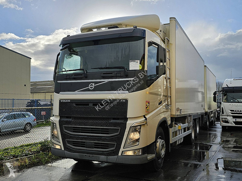 Camion Volvo 500 Meatrails,Chereau,TK