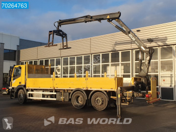 Camion grue Iveco