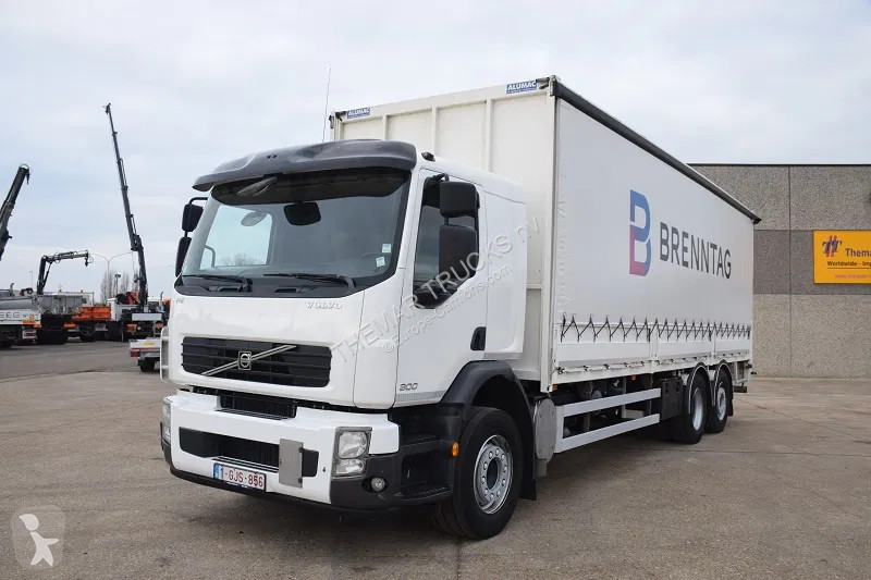 Camion Volvo 300