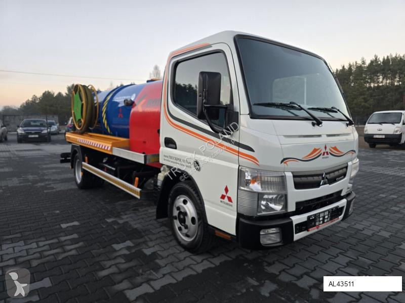 شاحنة Mitsubishi KOKS