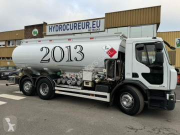 Camion citerne hydrocarbures Renault