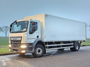 Camion fourgon DAF