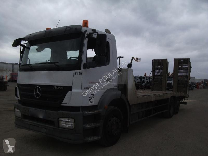 Camion Mercedes 2533