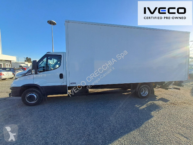 Kamion Iveco DAILY 70C18