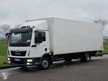 Camion fourgon MAN