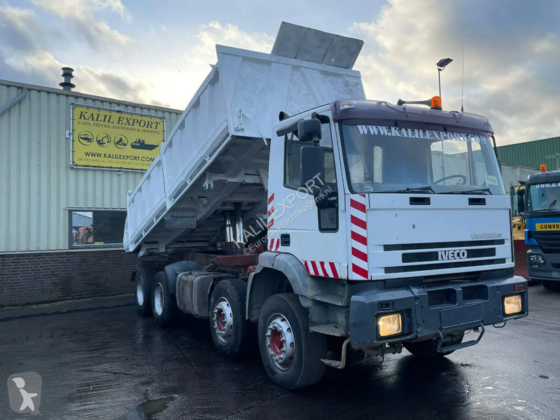Camión Iveco 340 E37 EuroTrakker Kipper 8x4...