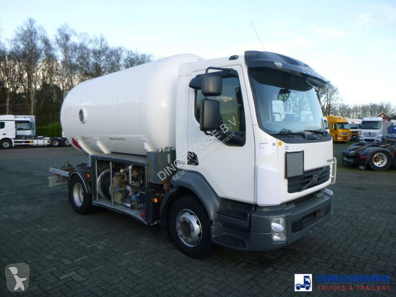 Camion Volvo FL 260 4x2 gas tank 13.9 m3