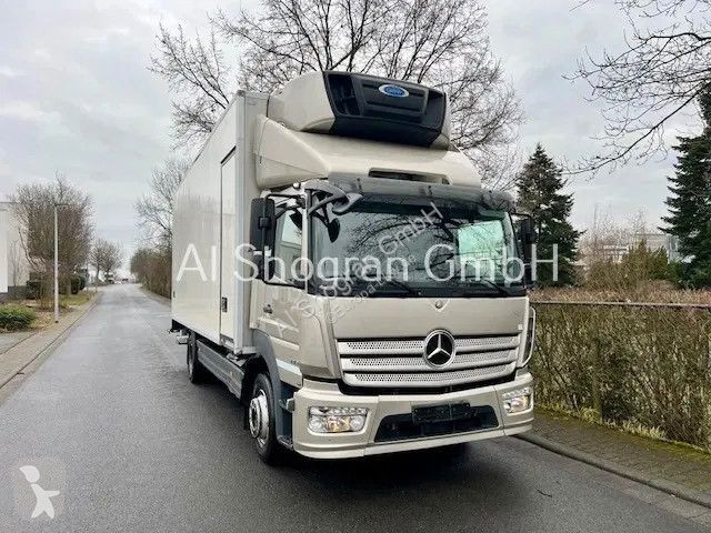 Kamion Mercedes 1218 Carrier Supra...