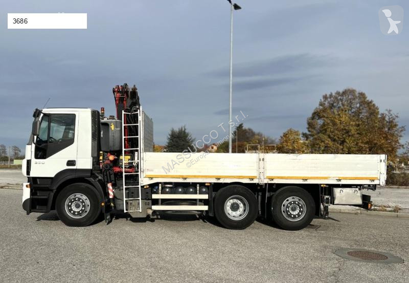 Vrachtwagen Iveco 350 6X2