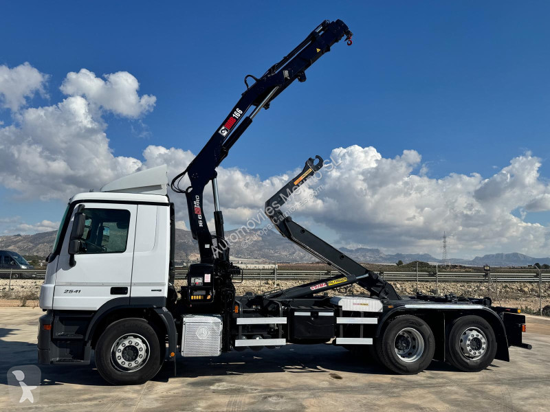 Camion Mercedes ACTROS 2541