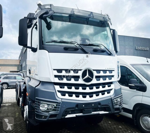 Camion Mercedes AROCS 4151 K 8X4/4