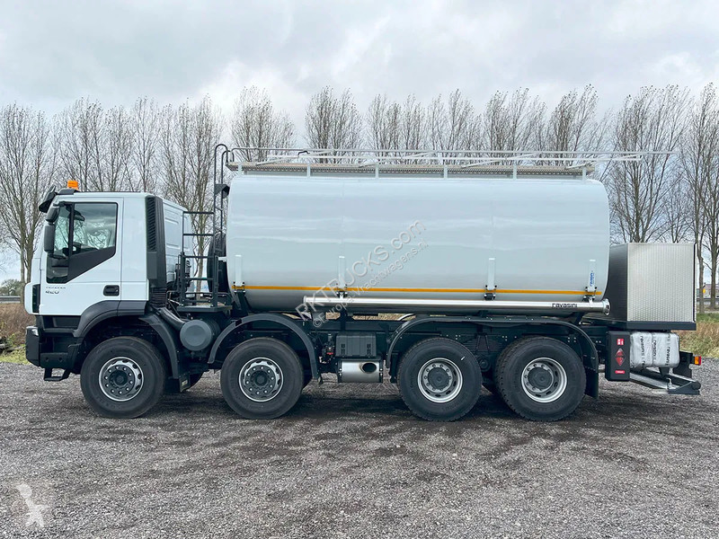 Camion Iveco 410T42 Fuel Tank Truck (2 units)
