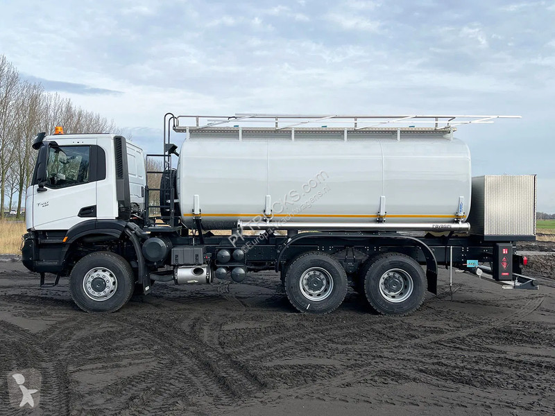 Camión Iveco T-Way AD380T43WH AT Fuel Tank...