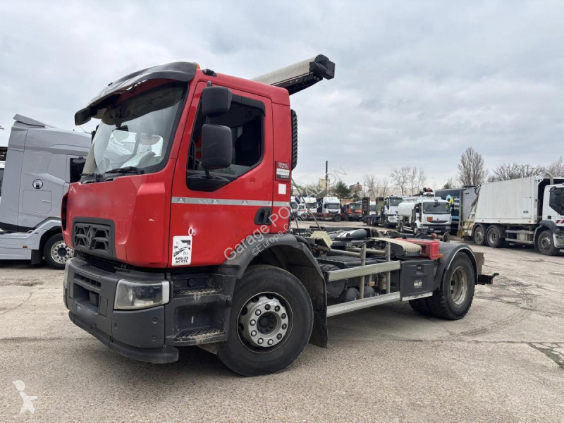 Camion Renault Empattement court: 3m80 PREMIUM...
