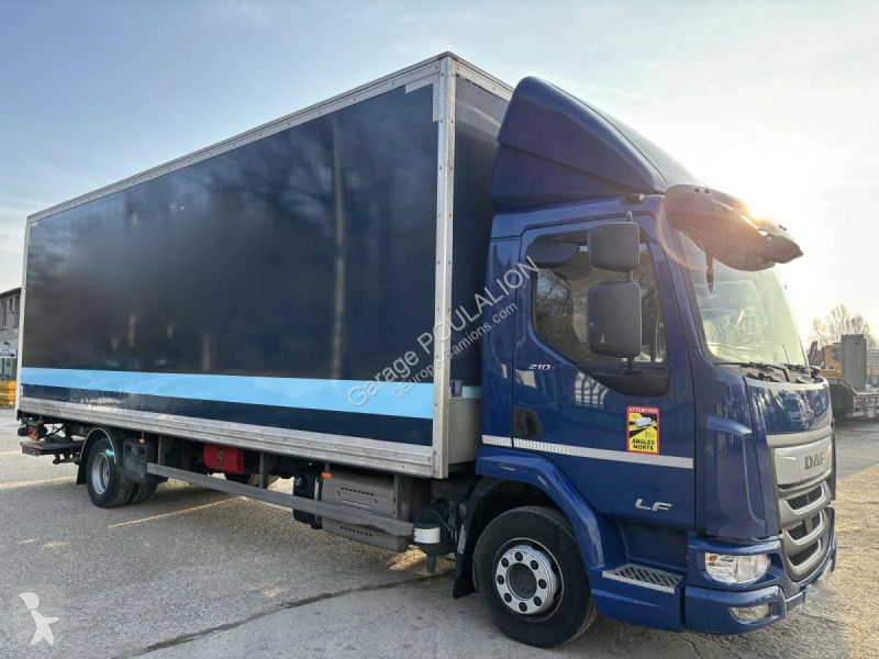 Camion DAF HAYON RETRACTABLE DHOLLANDIA 210 FA