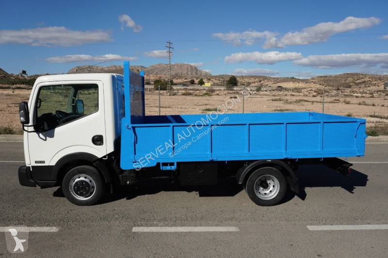 Camion Nissan
