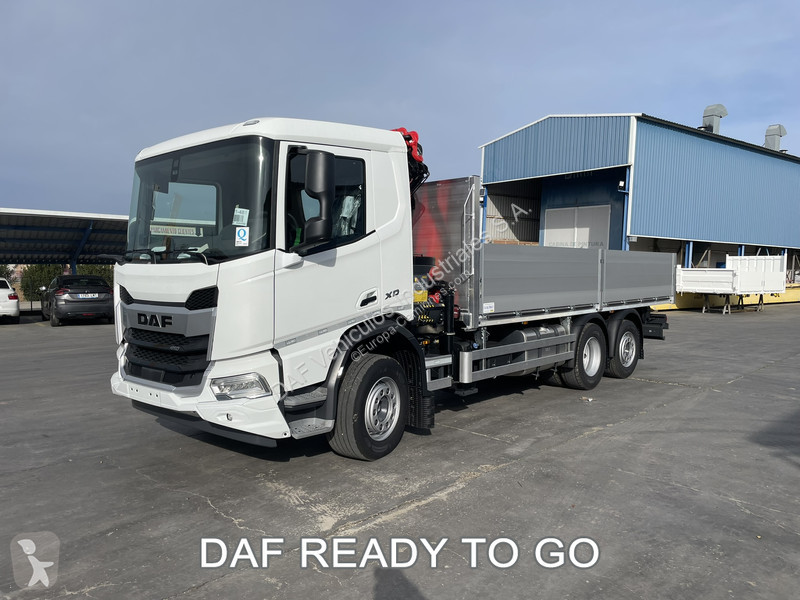 Camion DAF XD 450 N Grua con caja alum