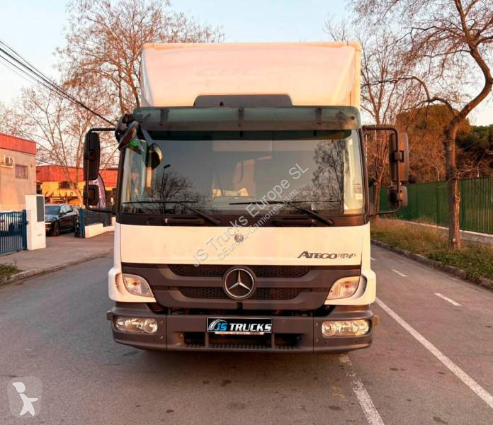 Lastbil Mercedes