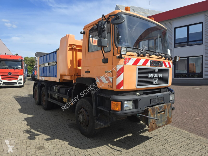 Camion MAN F10 26.272 6x6 F10 26.272 6x6, F90