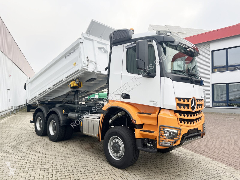 Camion Mercedes Arocs 3351 AK 6x6 Arocs 3351 AK...