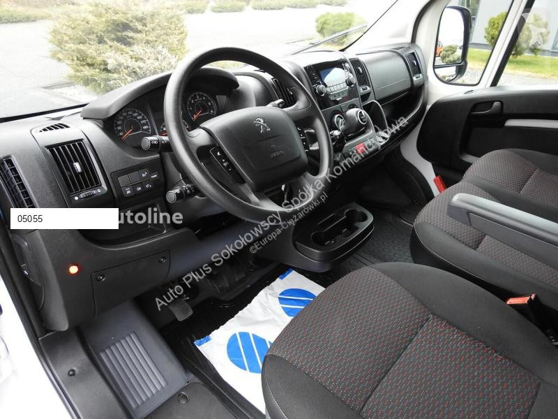 Camion Peugeot BOXER KONTENER WINDA 8 PALET...