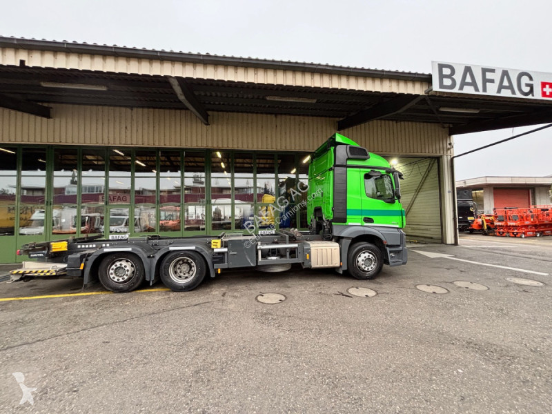 Camion Mercedes actros 2543 6x2 container...
